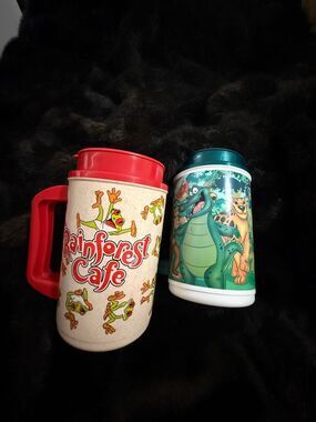 Rainforest Cafe Travel Mug w/ Lid - Whirley USA Wraparound Animals Frog Mascot